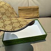Gucci classic baseball cap features a bee design 04 - 3