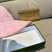 Gucci classic baseball cap features a bee design 03 - 6