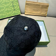 Gucci classic baseball cap features a bee design 01 - 6