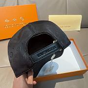 Louis Vuitton baseball cap features a subtle print 02 - 6