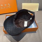 Louis Vuitton baseball cap features a subtle print 02 - 5