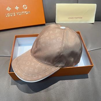 Louis Vuitton baseball cap features a subtle print 01