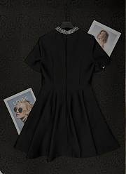 Chanel waist-cinching dress in black - 2