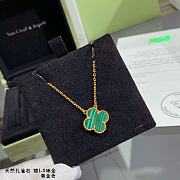 VCA Four-Leaf Clover Malachite Necklace Green - 3