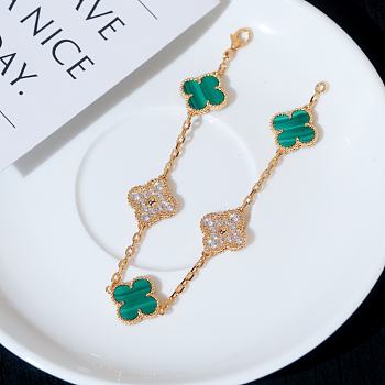 VCA malachite and diamond-embellished five-color bracelet green