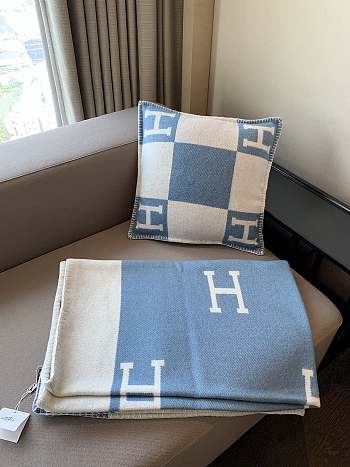 Hermes Blanket & Pillow In Blue