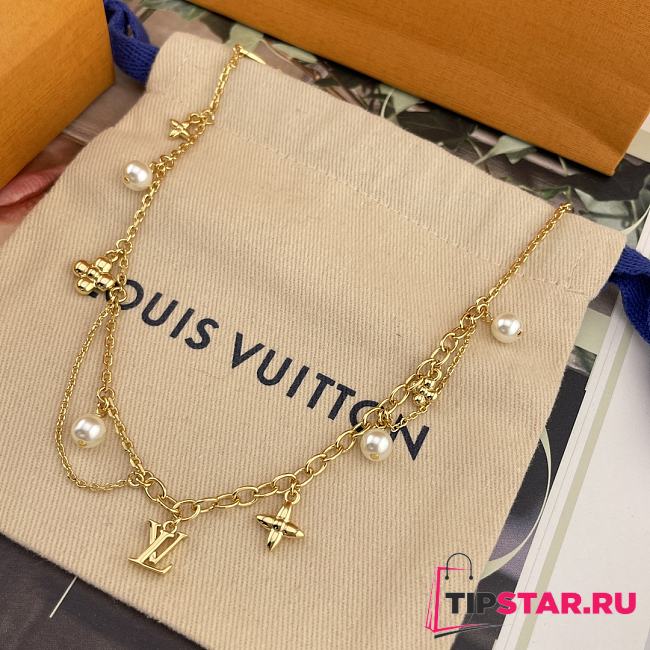 Louis Vuitton Green Bead Gold Flower Tassel Necklace - 1