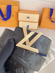 Louis Vuitton modern Taurillon leather in black 4 cm - 3