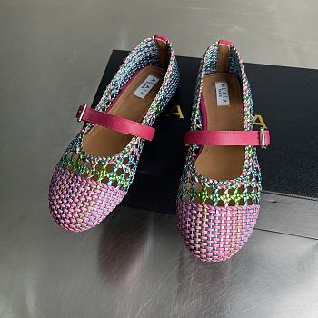 Alaia color-blocked woven shoes 01