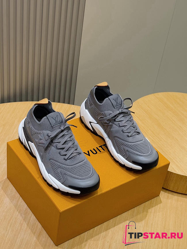 Louis Vuitton LV Runner Tatic Sneaker 03 - 1