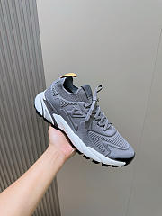 Louis Vuitton LV Runner Tatic Sneaker 03 - 2