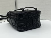 Dior D-Motion handbag in black - 5