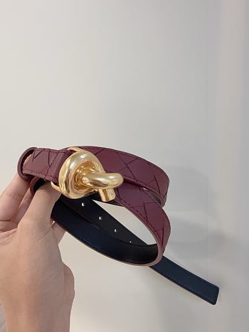 Bottega Veneta Knot belt features an intrecciato-woven 02