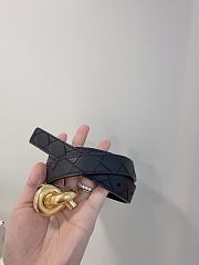 Bottega Veneta Knot belt features an intrecciato-woven 01 - 5