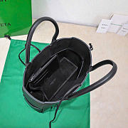 Bottega Veneta Arco Tote Bag In Black - 4