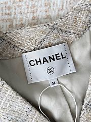 Chanel Women Tweed Coat - 5