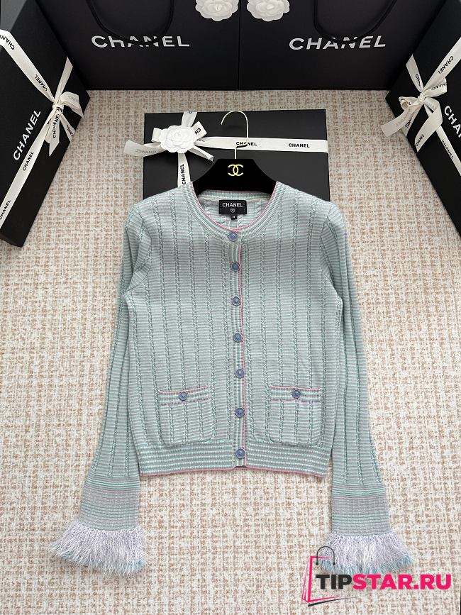 Chanel cardigan in blue - 1
