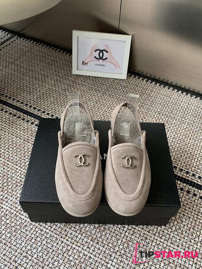 Chanel fall/winter fur sandals 05 - 1