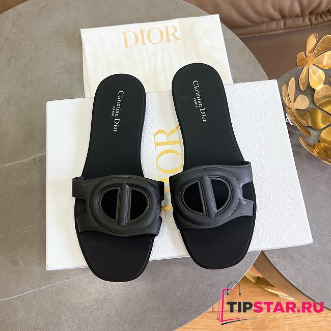 Dior CD letter pig nose slippers in black - 1