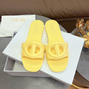 Dior CD letter pig nose slippers in yellow