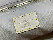 LOUIS VUITTON | GM Cosmetic Bag Material Monogram Canvas M46458 - 2