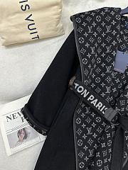 Louis Vuitton Reversible mid-length hooded floral coat 02 - 2