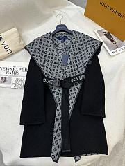 Louis Vuitton Reversible mid-length hooded floral coat 01 - 1