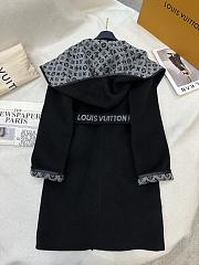 Louis Vuitton Reversible mid-length hooded floral coat 01 - 6