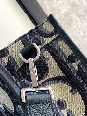 Dior East-West Tote Bag Oblique Jacquard - 4