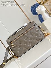 Louis Vuitton Métis East West Pouch Khaki - 2