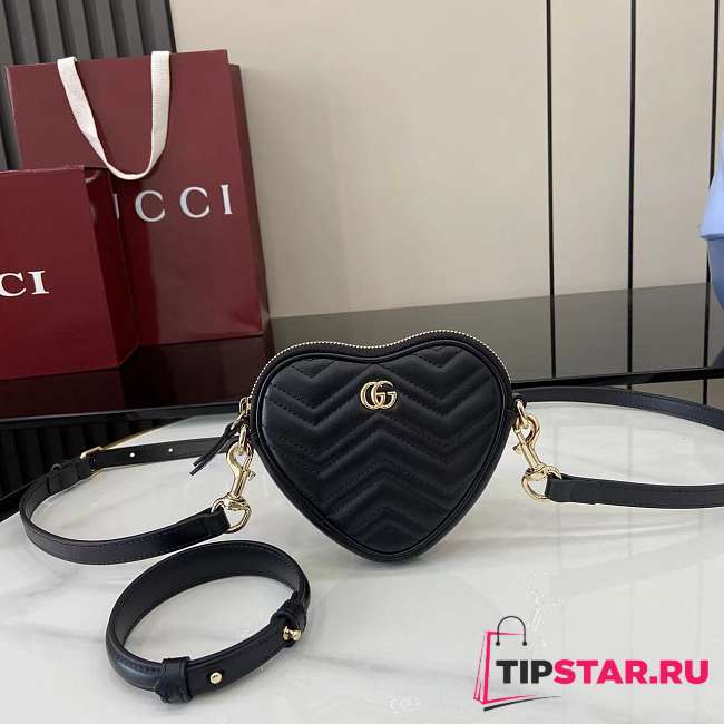 Gucci GG Marmont mini bag in Black leather - 1