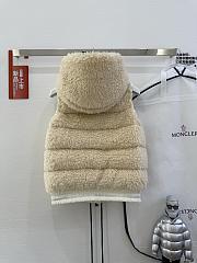 Moncler Classic Teddy Hooded Casual Down Vest In Beige - 2