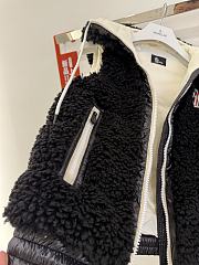 Moncler Classic Teddy Hooded Casual Down Vest In Black - 6