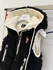 Moncler Classic Teddy Hooded Casual Down Vest In Black - 3