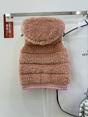 Moncler Classic Teddy Hooded Casual Down Vest In Pink - 4