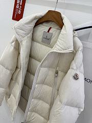 Moncler iconic jacket in white - 5