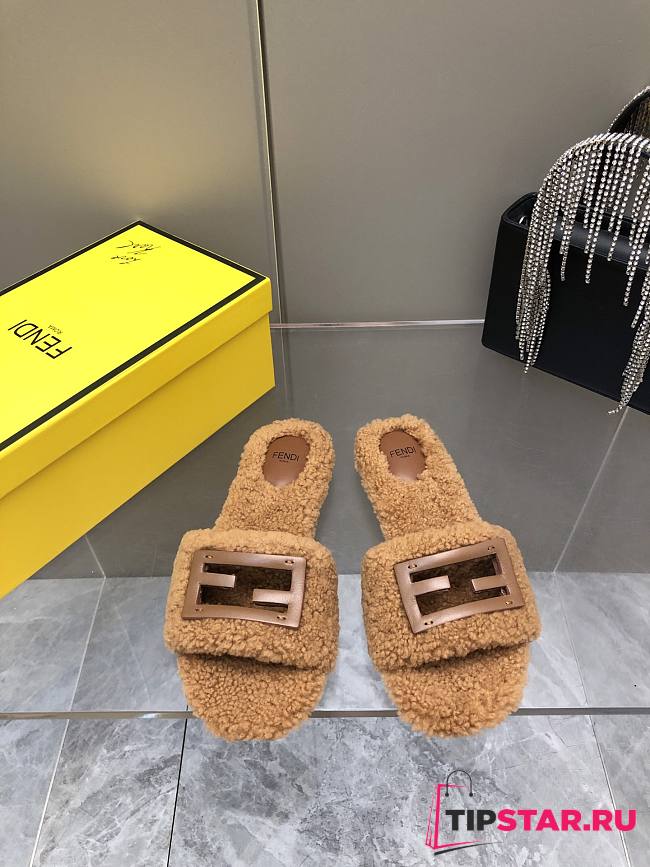 Fendi Lady Wool Slippers 07 - 1