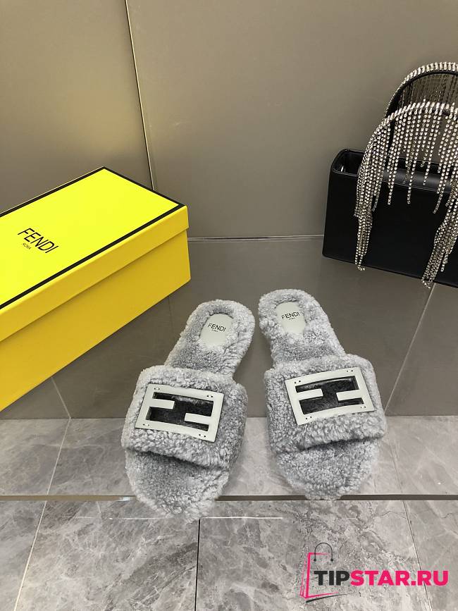 Fendi Lady Wool Slippers 02 - 1