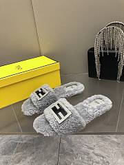 Fendi Lady Wool Slippers 02 - 4