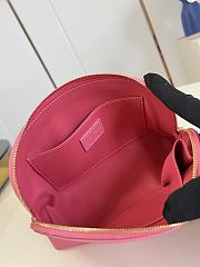 Louis Vuitton Cosmetic Pouch MM Tender Bliss - 5