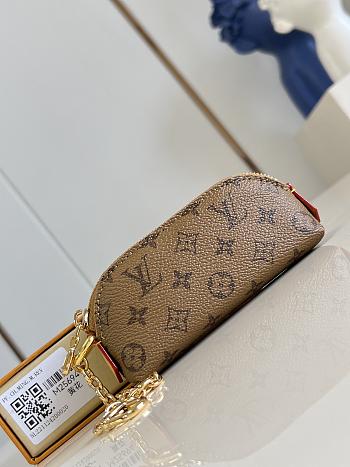 Louis Vuitton Cosmetic Lipstick Pouch Monogram canvas