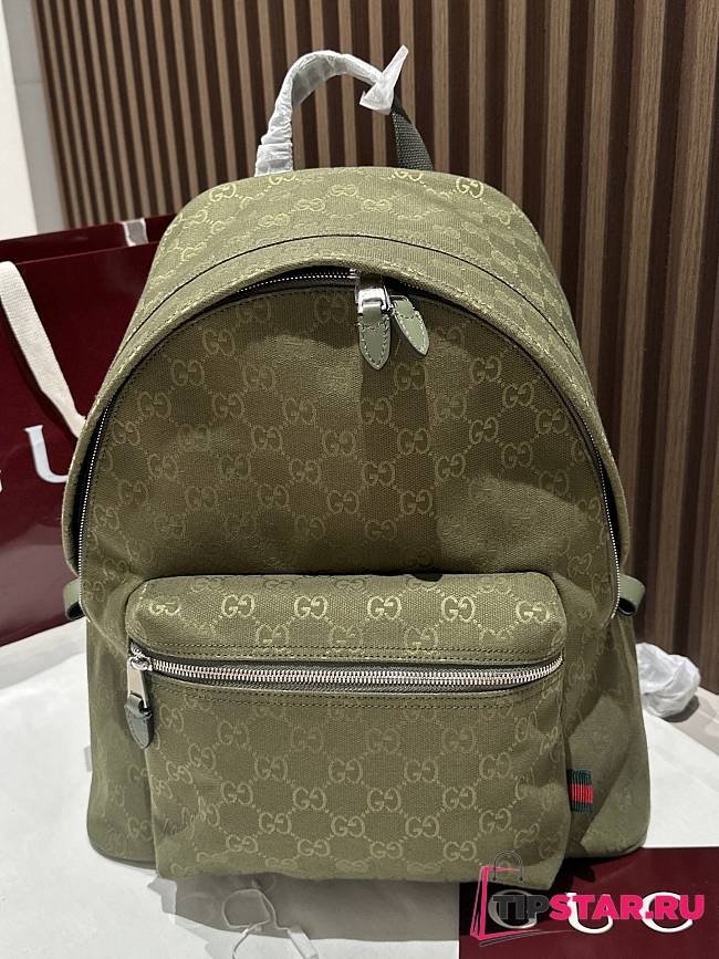 Gucci GG canvas medium backpack in green - 1