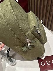 Gucci GG canvas medium backpack in green - 4