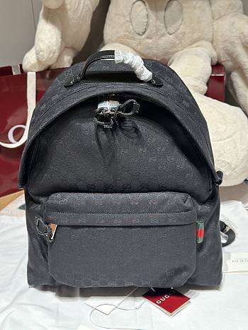 Gucci GG canvas medium backpack in black