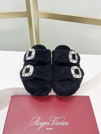 Roger Vivier classic double-diamond-buckle wool slippers 03