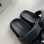 Hermes Chypre Sandals In Black Color - 6