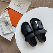 Hermes Chypre Sandals In Black Color - 3