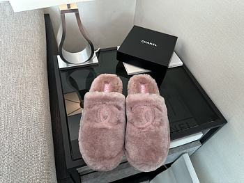 Chanel wool slippers 02