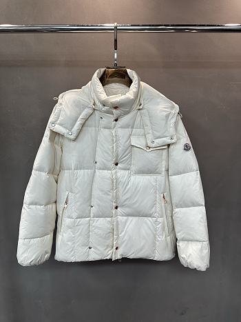 Moncler SERFANTO Down Jacket In White