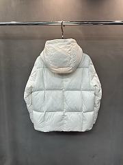Moncler SERFANTO Down Jacket In White - 5